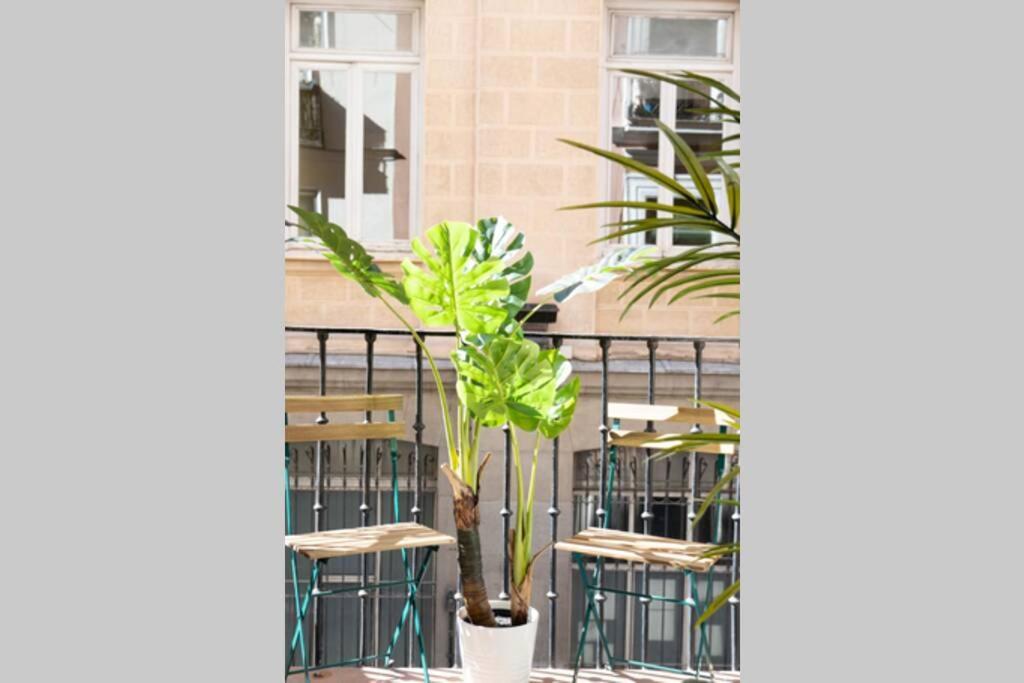 Luxury Apartment Puerta Del Sol City Center Gran Via With Ac Мадрид Екстериор снимка